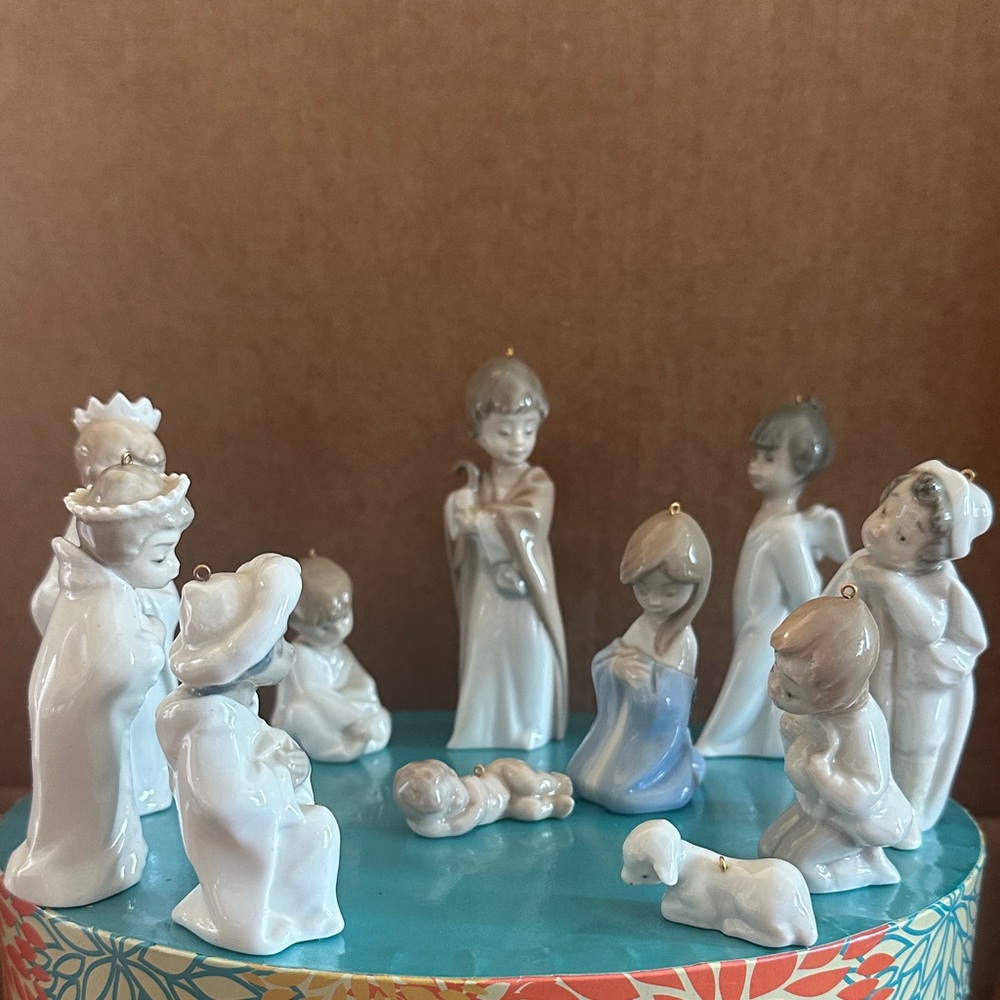 LLADRO nativity scene
